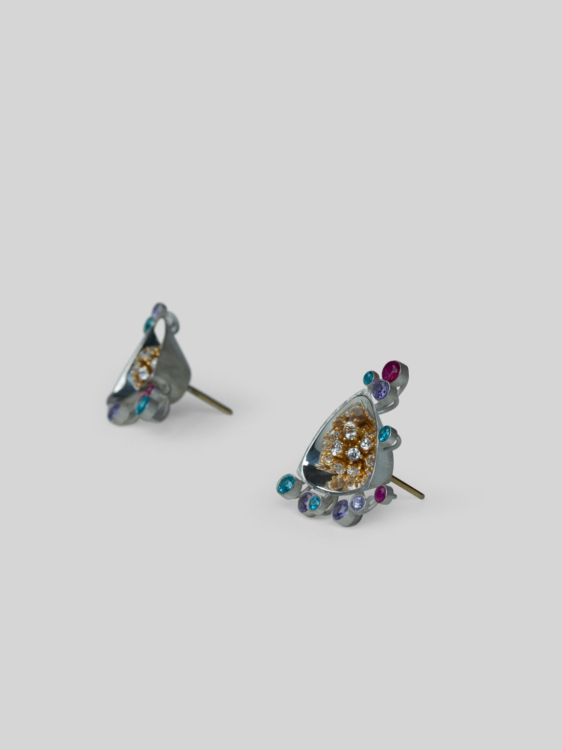 Irodori Choker Earrings with mirror-polished kaleidoscope flower motif and multistone zircon surround in 925 silver.