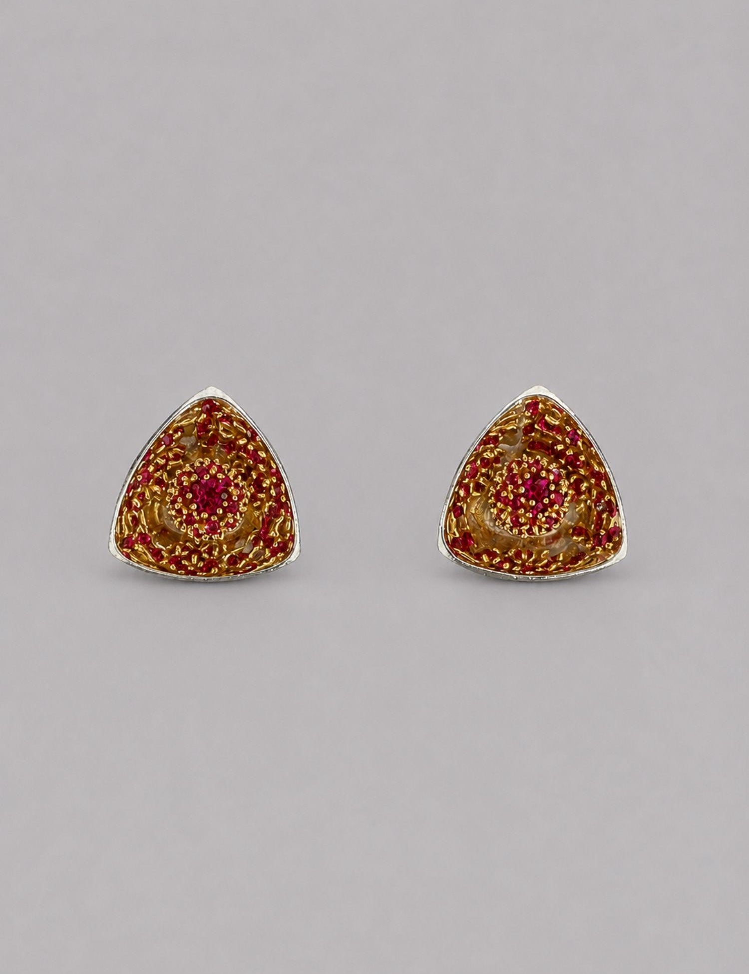 MHARI Irodori Medium statement earrings in 925 silver with pink zircon stones, triangular stud pair